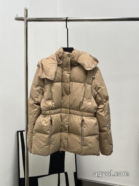 ダウンジャケット期間限定SALE 送料込み 希少品 人気セール高品質MONCLERスーパー コピー 安心 5