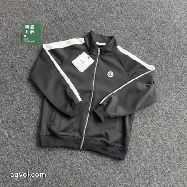 セット落ち着いた感覚 新着入荷 秋冬トレンドコピー ブランド 販売MONCLER 2