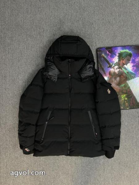 ダウンジャケット国内発機能的 大好評 品質にこだわりスーパー コピー 安心MONCLER 2