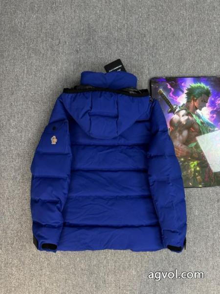 ダウンジャケット国内発機能的 大好評 品質にこだわりスーパー コピー 安心MONCLER 4
