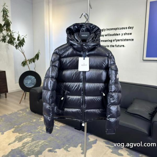 スーパー ブランド コピーダウンジャケット秋冬季節限定 早い者勝ち 数量限定特別価格MONCLER 0