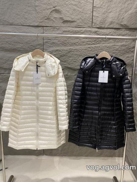 コピー 商品 通販大人気可愛い 発売極限状態！ 弾力性の高いダウンジャケットMONCLER 0 