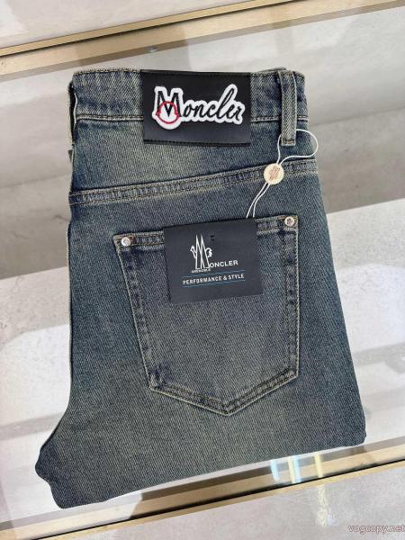 MONCLERカワイイ雰囲気 すぐにお届け 着回し力抜群のシンプル激安 通販 専門ジーンズ 0 