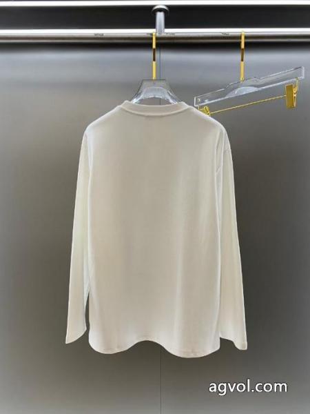 MONCLER長袖TシャツVIPセール限定品 人気激売れ新作 オシャレ大人を虜にする秋冬新作 2025ブランド コピー 4