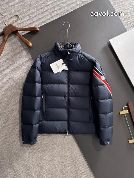 偽 ブランド 購入平日限定即納商品 希少2025限定品海外即発 期限限定MONCLERダウンジャケット 1