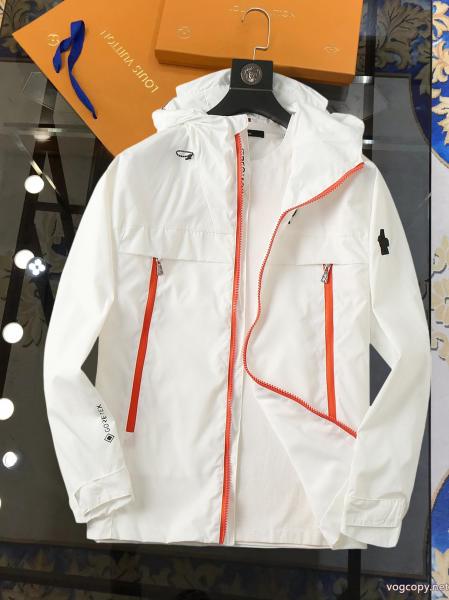 コピー ブランドオシャレ 話題人気商品 季節感をプラス人気商品ジャケットMONCLER 0 