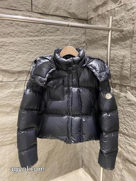 ダウンジャケット返品可能送料込 超カッコイイ 新作入荷2025激安 通販 専門店MONCLER 6 