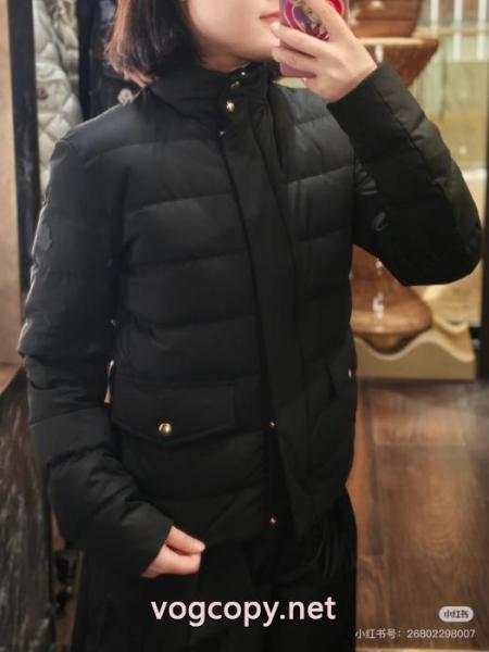 正規品取扱店 冬の必須アイテムを セレブ風 ダウンジャケット偽 ブランド 販売MONCLER 3