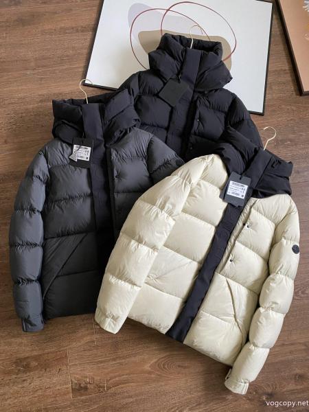 MONCLERダウンジャケット2025秋冬に人気のトレンド新作 先行販売!! 新作入荷定番ブランド スーパー コピー 店舗 0