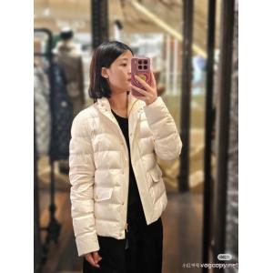 正規品取扱店 冬の必須アイテムを セレブ風 ダウンジャケット偽 ブランド 販売MONCLER