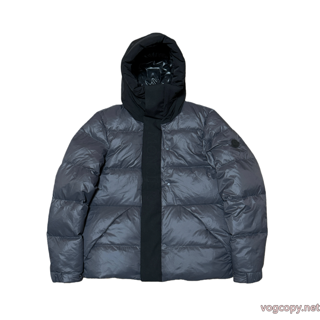 コピー ブランド 販売今人気の上品 セレブ愛用 定番の魅力ダウンジャケットMONCLER 0 