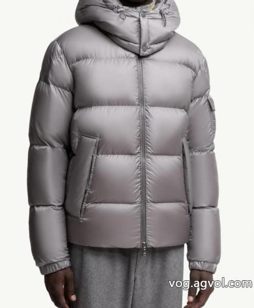 ダウンジャケットMONCLER新作セール価格で HOT送料無料 期間限定割引中ブランド コピー 0