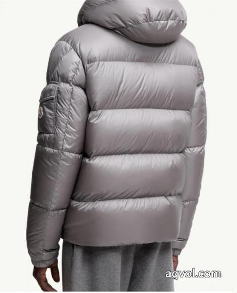 ダウンジャケットMONCLER新作セール価格で HOT送料無料 期間限定割引中ブランド コピー 3