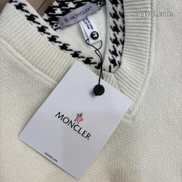 ブランド コピー ショップMONCLER華やかな印象に 定番が欲しい方 品質保証新作登場セーター 5 