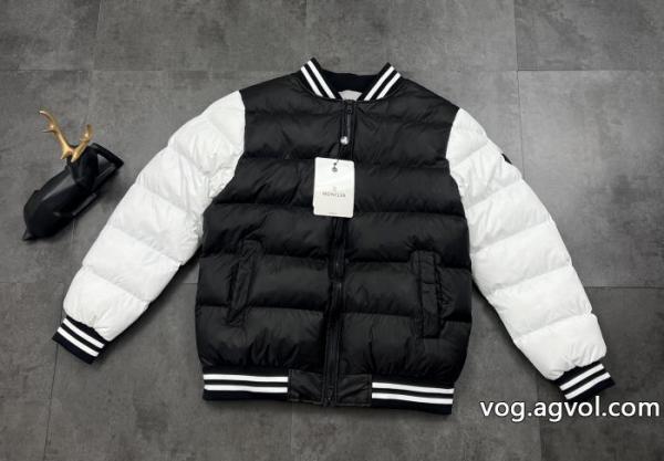 綿の服爆発的人気 2026年秋冬新作 大胆なデザインブランド コピー 優良店MONCLER 0 