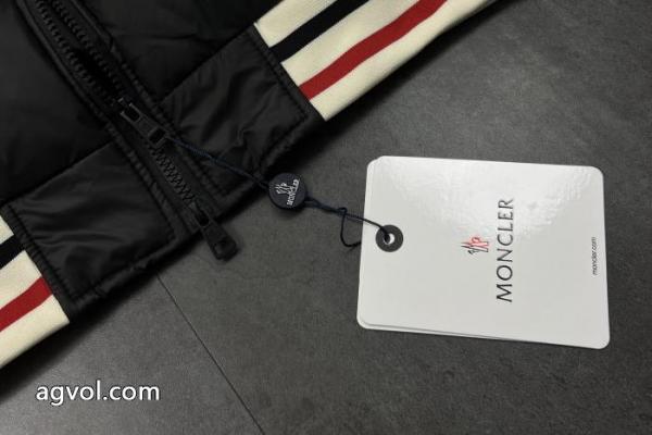 綿の服MONCLERスーパー コピー 通販スタイリッシュな印象 限定的新作入荷 特別セール期間限定 3