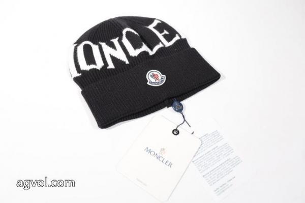 コピー ブランド 優良帽子永遠の定番人気 セールで格安 2026到着済MONCLER 9 
