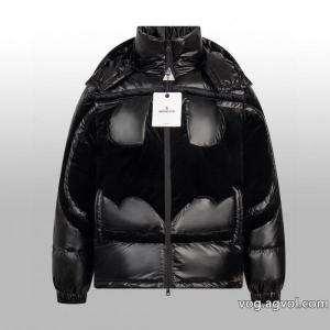 即納品 爽快感が絶妙にマッチ 最新ルックスーパー コピー 販売ダウンジャケットMONCLER