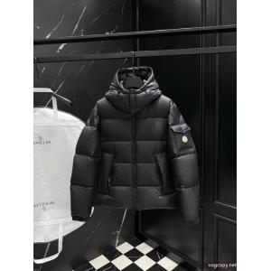 ダウンジャケットスーパー コピー 通販 優良MONCLER注目度が高いアイテム 新作到着 海外限定評価いい