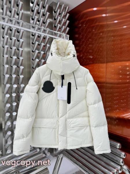 ブランド コピー 品MONCLER新作コレクション 意外と相性がいい 話題性が高いダウンジャケット 3