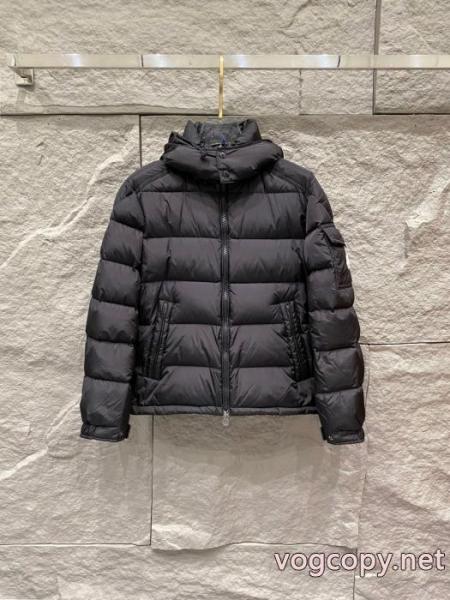 ダウンジャケットMONCLERこれは欲しい 完売間近 期間限定激安スーパー コピー 通販 1