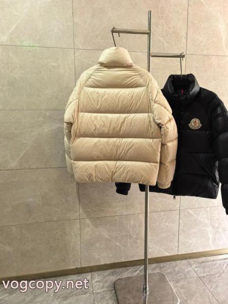 ブランド コピー 販売 店MONCLERプレゼントにも 数量限定再入荷 数量限定260%新品ダウンジャケット 4