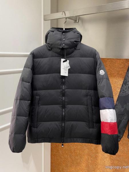 ブランド 品 コピー2026新作新品 最新話題沸騰中 憧れブランドNo.1MONCLERダウンジャケット 0 