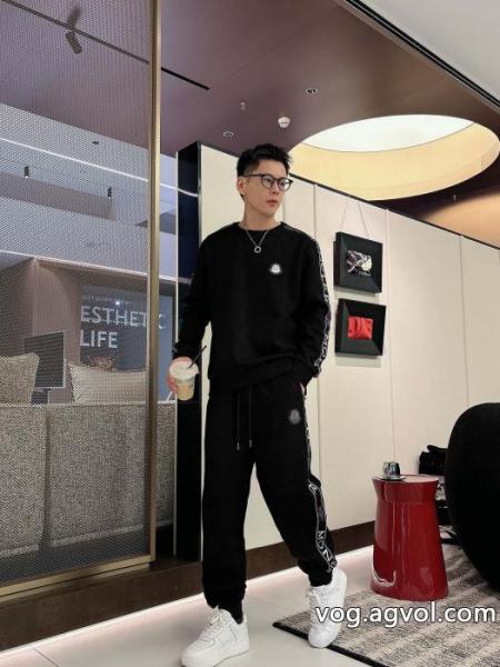 ブランド 通販 激安    セットMONCLER数量限定260%新品 使い勝手の良さ 冬に爆発的な人気. 0 