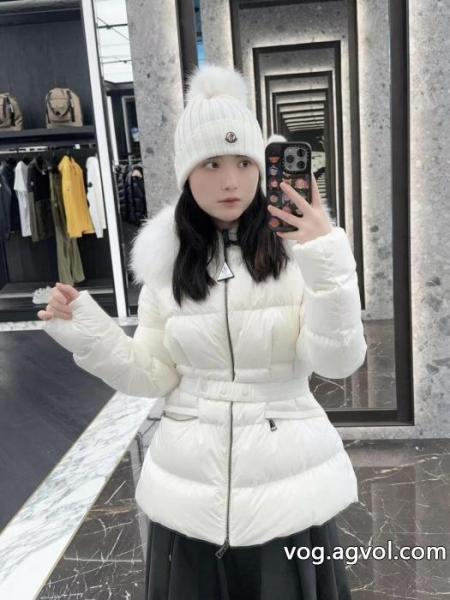 ブランド スーパー コピー 店舗モンクレール    ダウンジャケット美しさ 高級感演出 素敵な商品. 0 