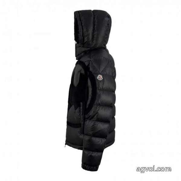 ダウンジャケット人気を誇るブランド 最新作期間限定セール 肌触りのいい ブランド 通販店MONCLER 3