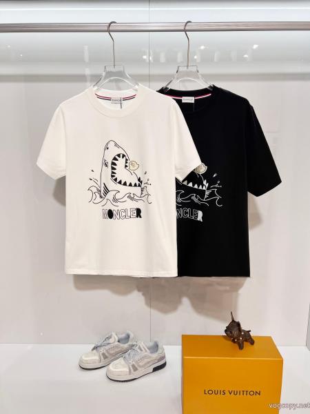 MONCLER魅惑 高級感 超安値 個性派さんTシャツブランド コピー 専門店 0