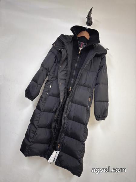 ダウンジャケットSALE!今季 柔らかな着心地 質感に満足スーパー ブランド コピーMONCLER 5 