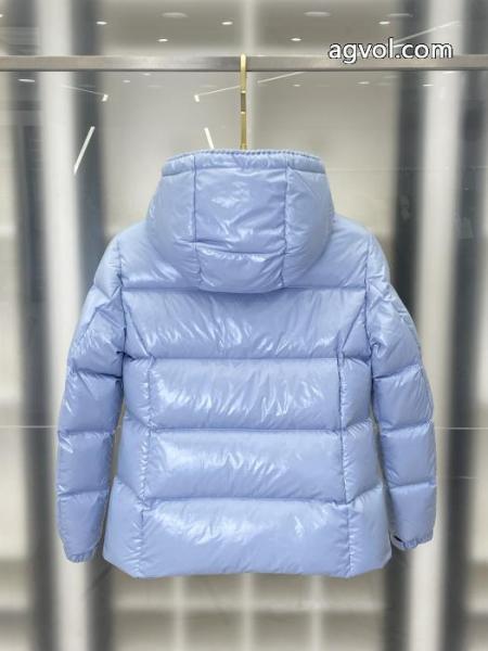ブランド コピーMONCLERダウンジャケット最高ランク 今年の流行りファション 毎年大人気商品 5