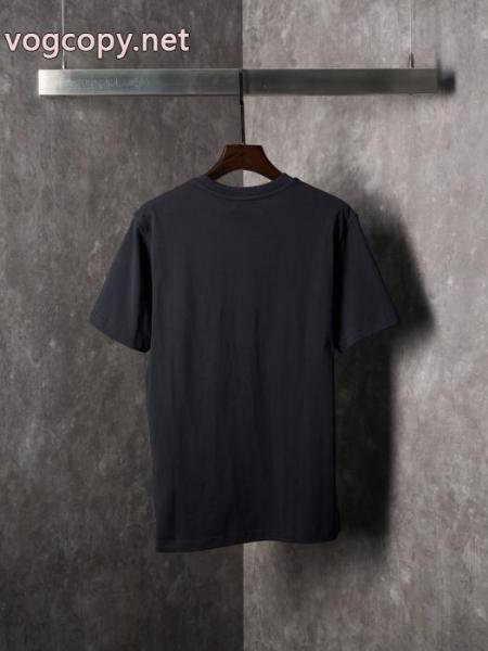 激安 通販 専門店Tシャツ雑誌掲載モデル!! 超人気新品 お手頃価格モンクレール 2