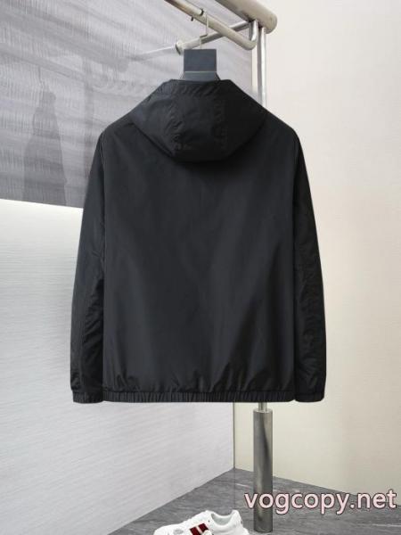 MONCLER好印象をゲット 大人の魅力 秋冬爽やかな新作が流行りジャケットブランド コピー 優良店 2