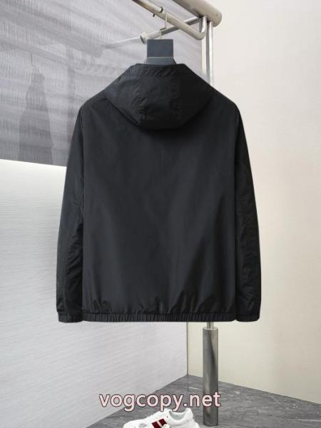ブランド コピー 品MONCLERジャケット素敵なスタイルで冬の定番 個性的 HOT品質保証 2