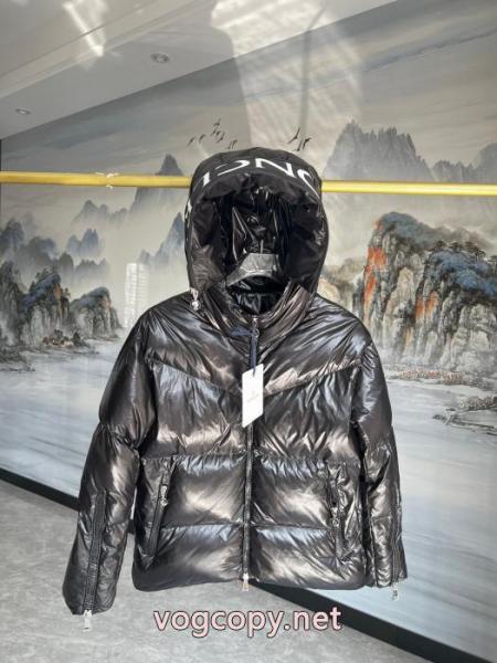 MONCLERダウンジャケット高品質限定アイテム 高い品質を誇る 個性派 コピー 商品 販売 2