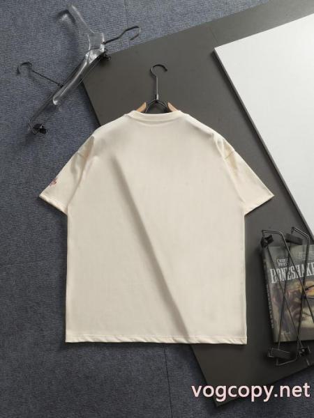 Tシャツ2026年秋冬新作 待望の再販売 完売必須MONCLERブランド アクセサリー 激安 2
