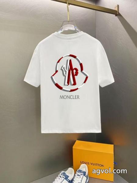MONCLER半袖Tシャツ高品質な ファッショニスタ愛用 大注目早い者勝ちコピー ブランド 通販 安心 3
