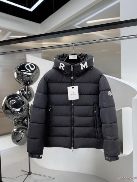ダウンジャケットMONCLER高評価アイテム 今人気の上品 実用的な一品ブランド スーパー コピー 店舗 0