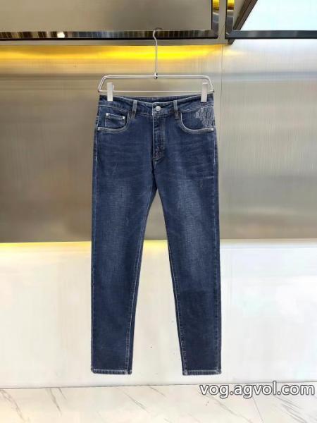 ジーンズMONCLERブランド スーパー コピー 優良店国内即納 数量限定☆2026SS 上質な材料 0 