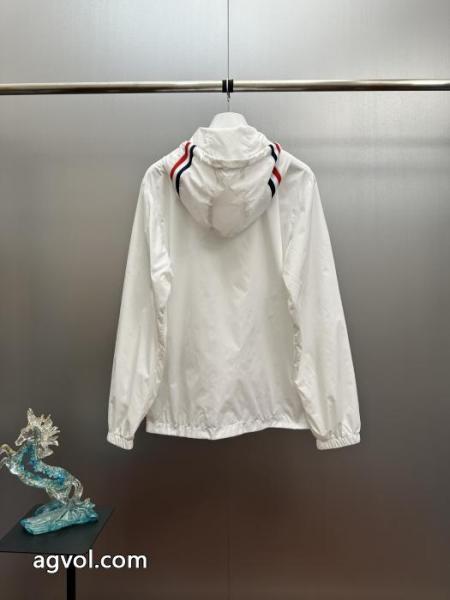 MONCLERジャケット人気新商品 SALE! 品質保証安いブランド 偽物 激安 通販 2