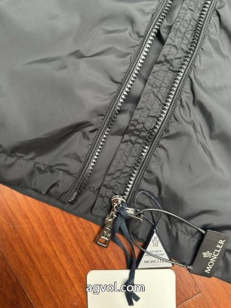 MONCLERジャケット人気新商品 SALE! 品質保証安いブランド 偽物 激安 通販 4