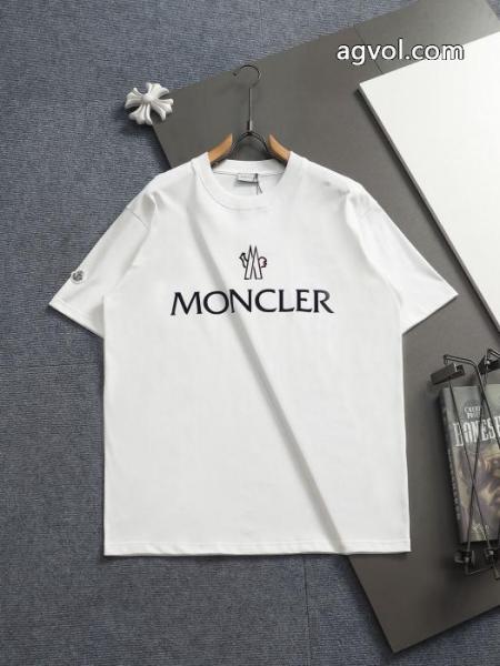 冬に最強アイテム 新作数量限定セール 高品質 人気 2026ブランド コピーMONCLER半袖Tシャツ 4