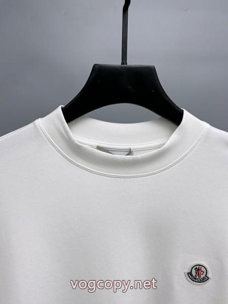 大人気でした! VIP価格セール 品質保証パーカーMONCLER激安 通販 ブランド. 3