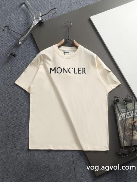 ブランド 激安大胆なカジュアルダウン 2026年人気商品 世界に一つだけ!MONCLER半袖Tシャツ 0