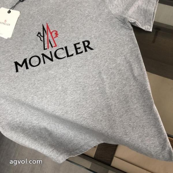 コピー 通販清潔感のある肌見せ ギフトにオススメ 春先に注目を集めるシャツMONCLER.. 6 