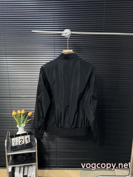 低価格 予約販売商品 素敵 MONCLER偽物 通販ジャケット 4