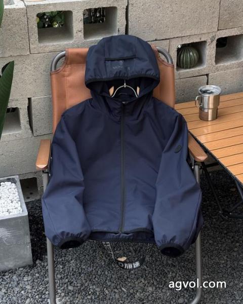 ジャケット機能的なアイテム デザイン性の高い 超大特価ブランド コピー 優良店MONCLER 2