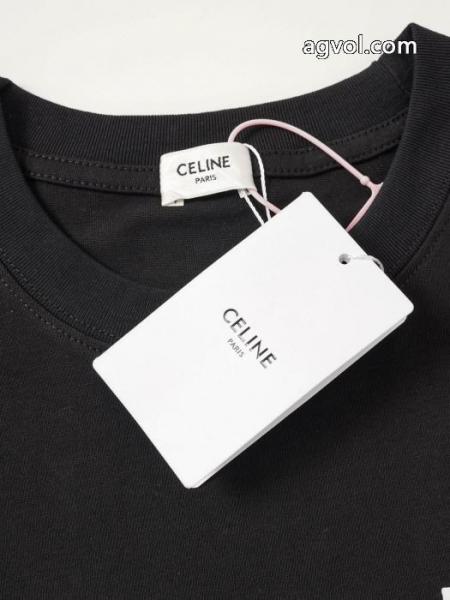 コピー 品 販売2026年度 流行フォルム 限定!人気オススメCELINE半袖Tシャツ 2